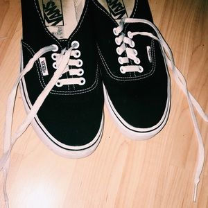 Black & white vans